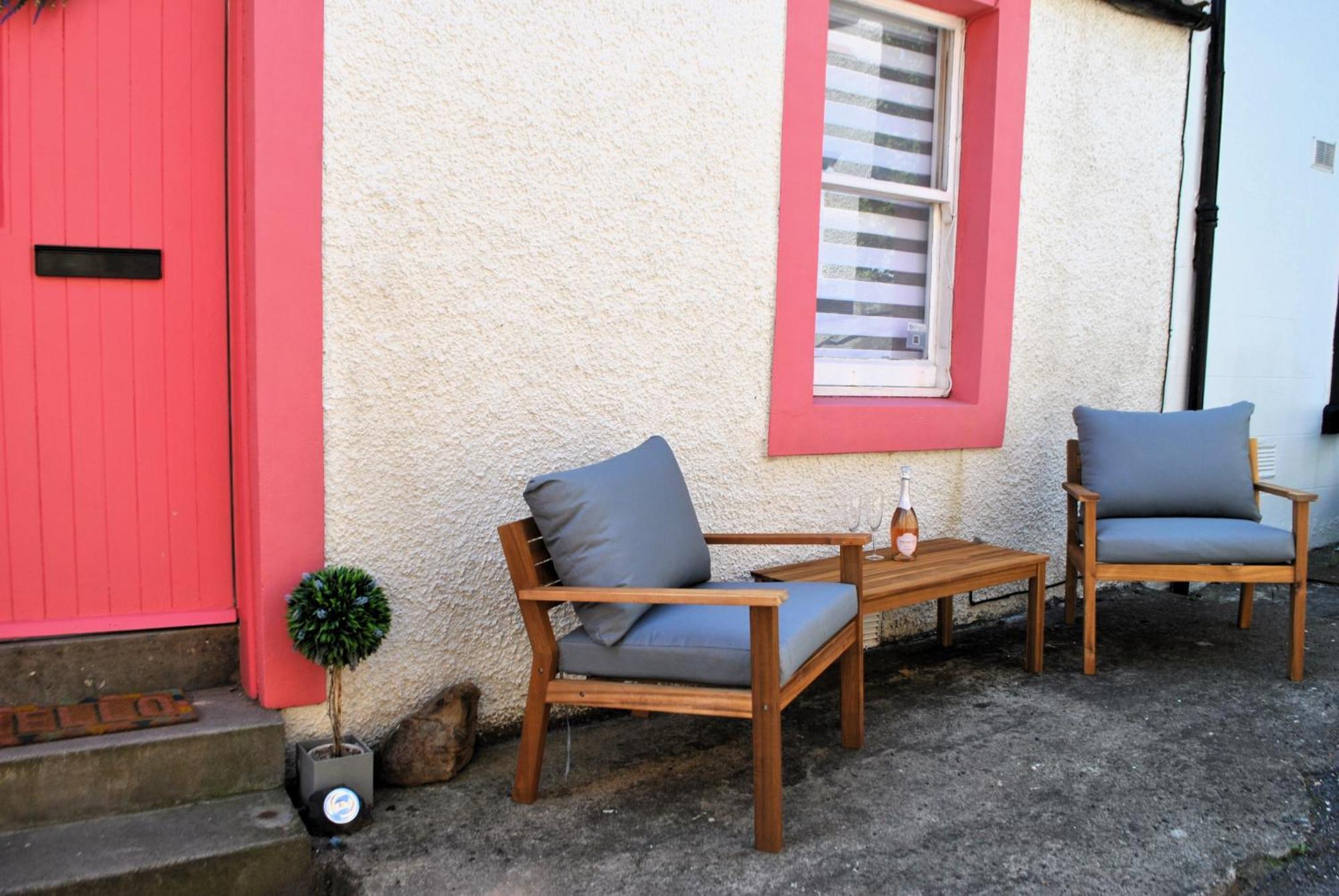 Dookers Nook- Quirky Coastal Cottage بيتينويم المظهر الخارجي الصورة